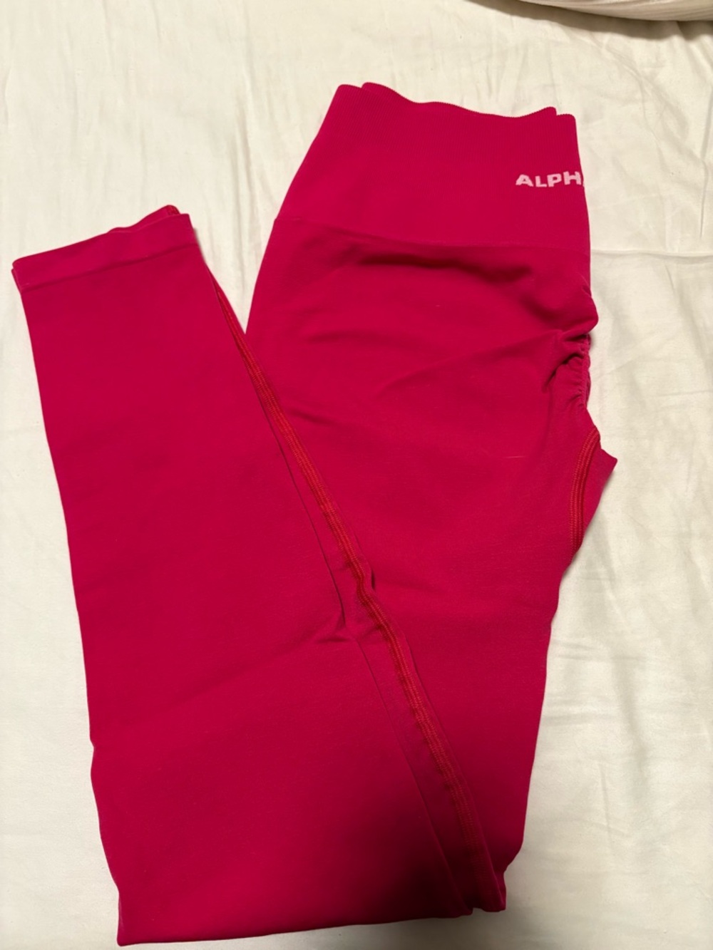 Alphalete amplify High-Rise Leggings in Bright Pink